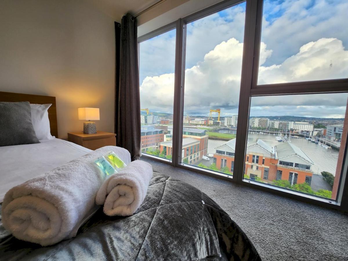 Апартаменты Pass The Keys Stunning Penthouse With Balcony Sunset Views Белфаст Экстерьер фото