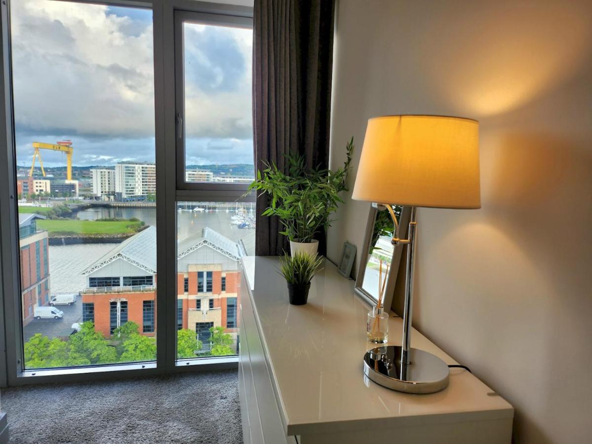 Апартаменты Pass The Keys Stunning Penthouse With Balcony Sunset Views Белфаст Экстерьер фото