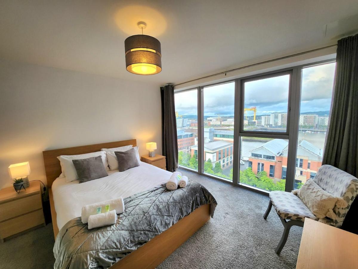 Апартаменты Pass The Keys Stunning Penthouse With Balcony Sunset Views Белфаст Экстерьер фото